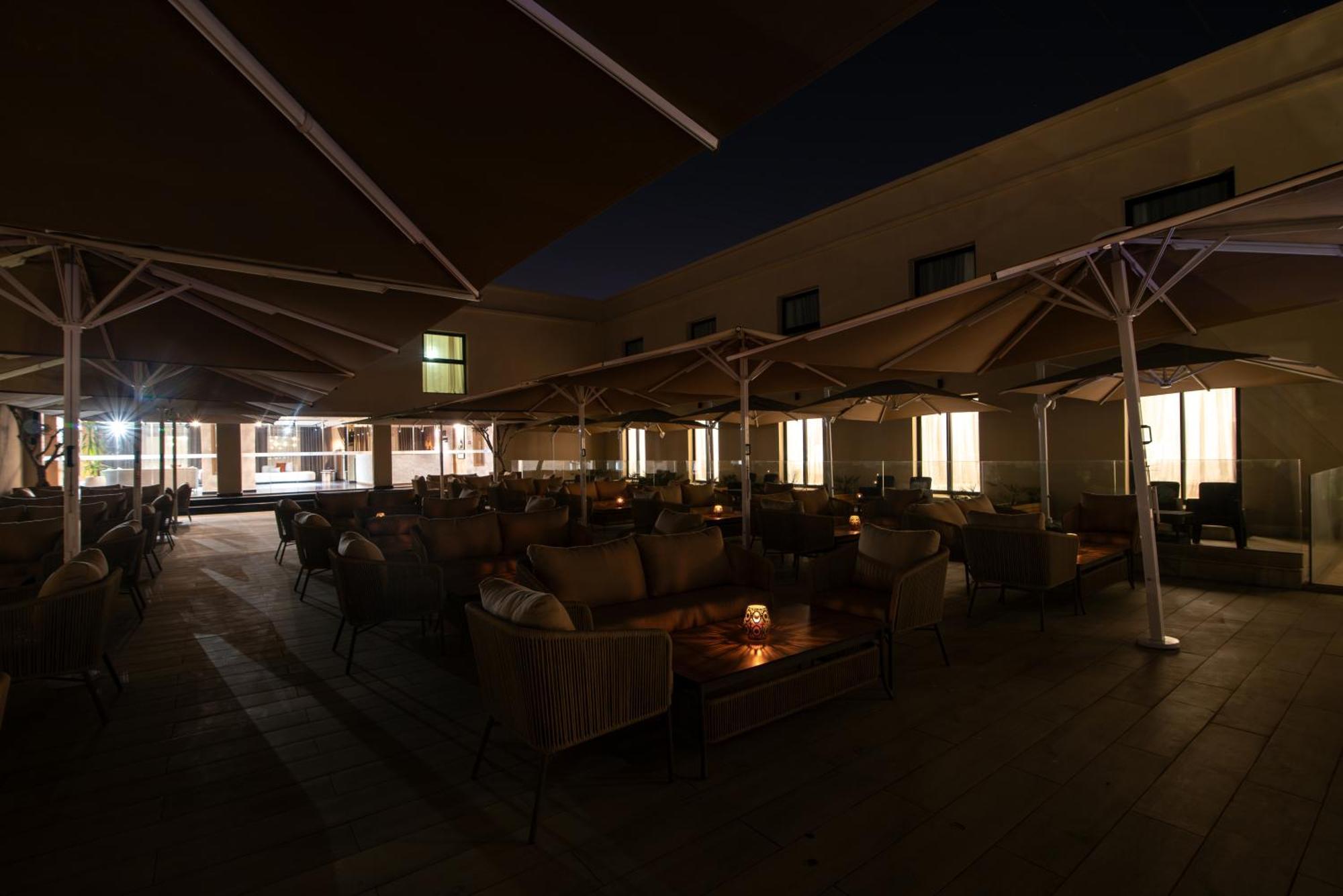 Dominium Palace Agádír Exteriér fotografie The terrace of the restaurant